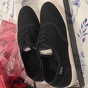New cute to the core Kodi canvas sneakers